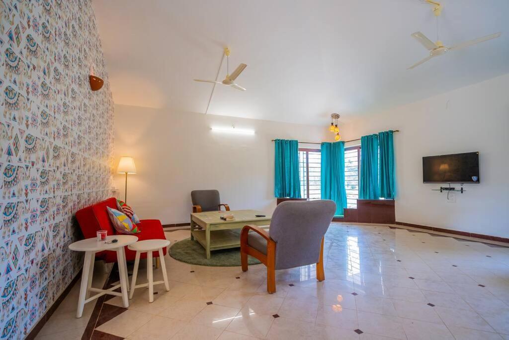 Lake View Villa Gandaulim Exterior photo